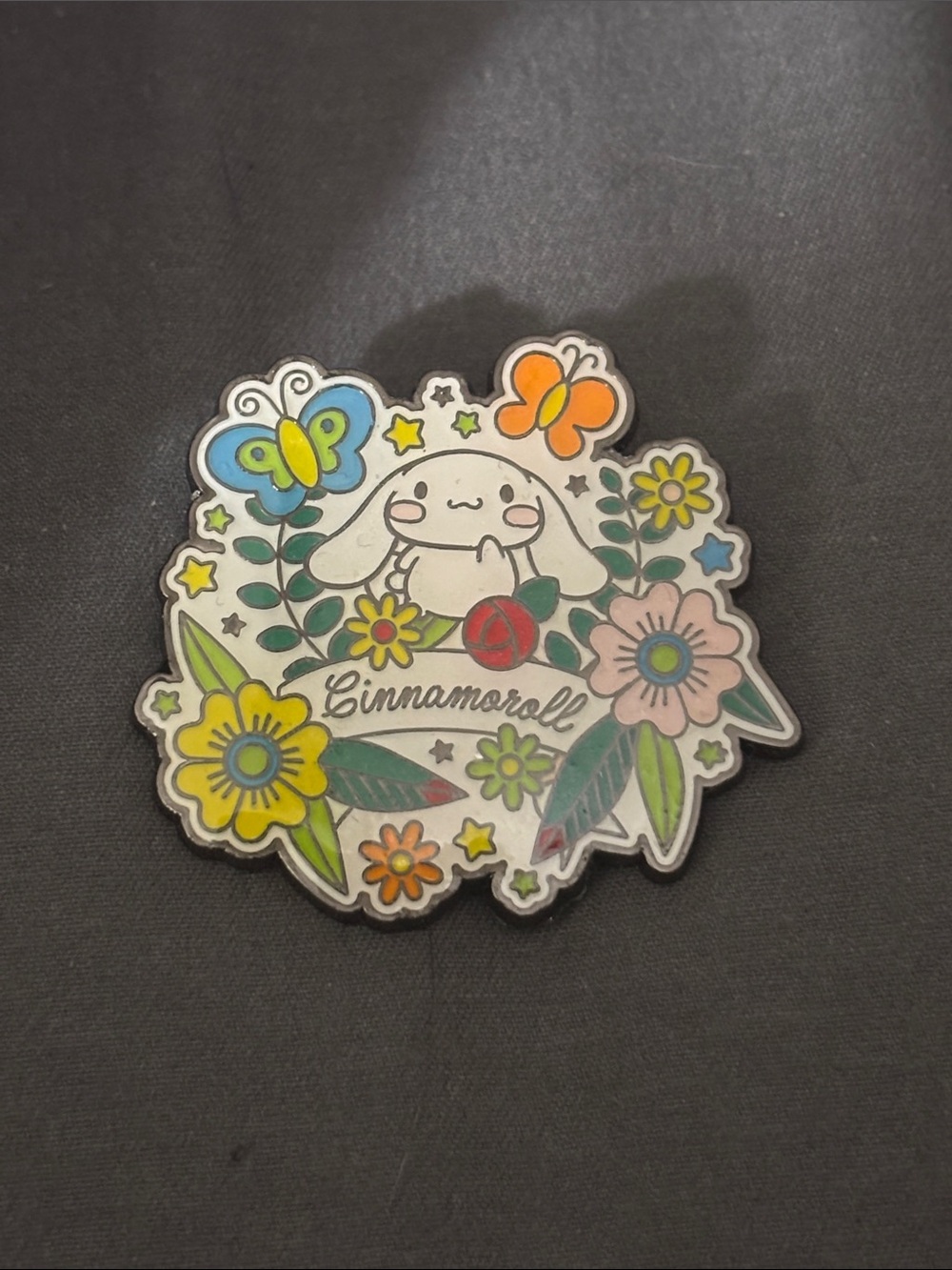 Sanrio Cinnamoroll Floral pin - White with Multi-Color Accents